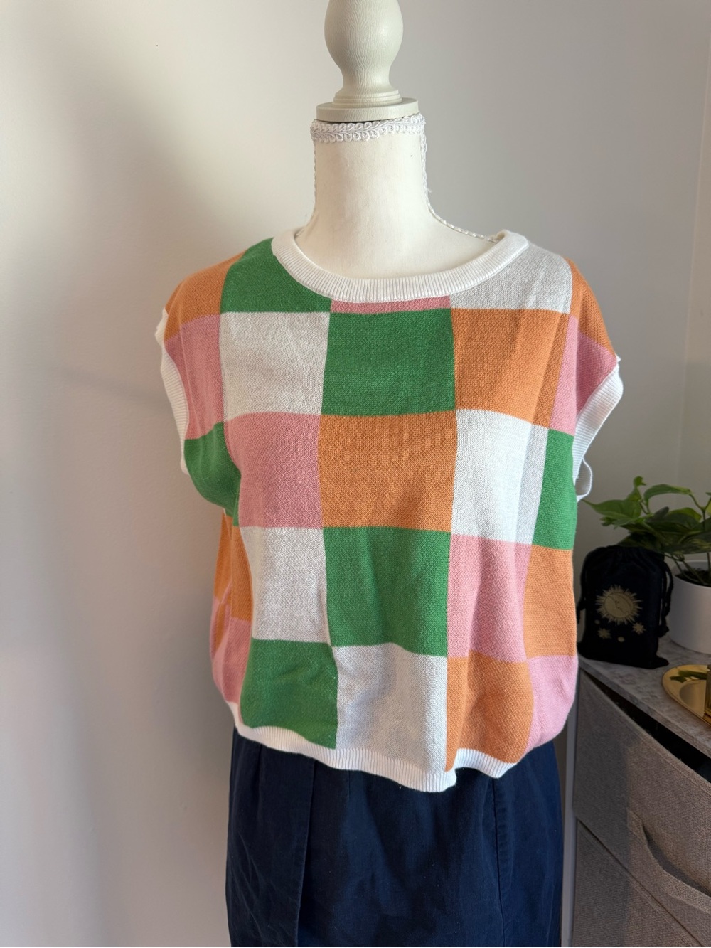 Women’s S Colorblock Checkered Knit Sleeveless sweater vest Top - retro Y2K